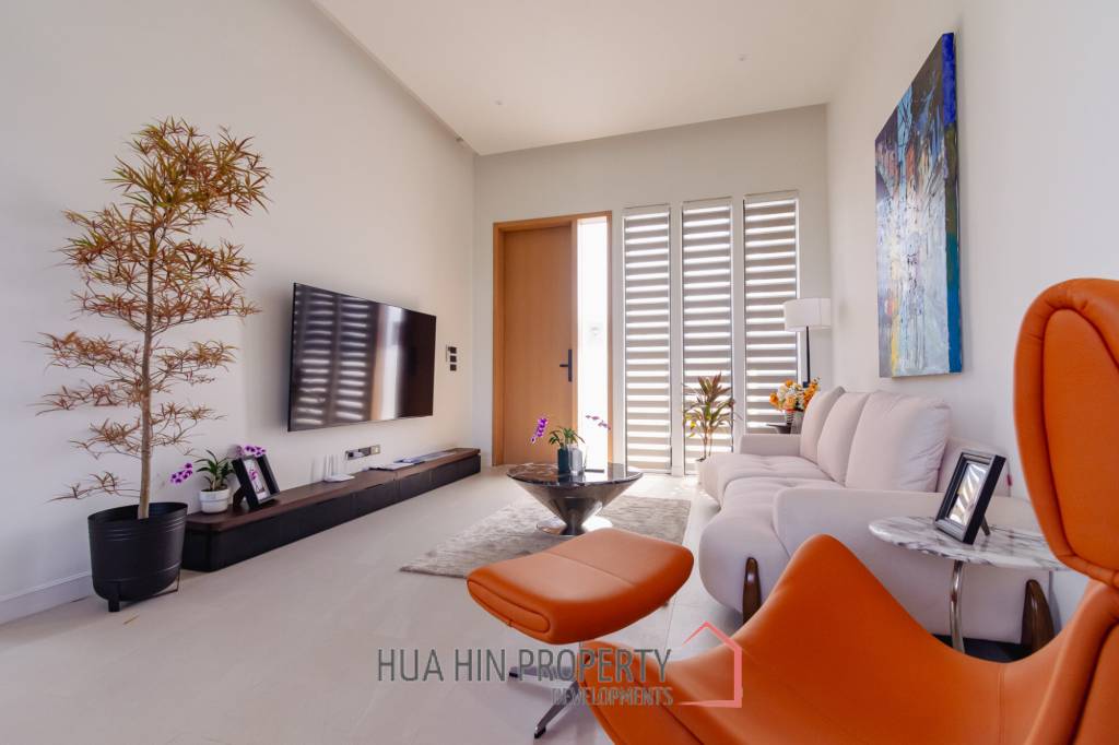 Beautiful modern pool villa in Nong Kae Hua Hin