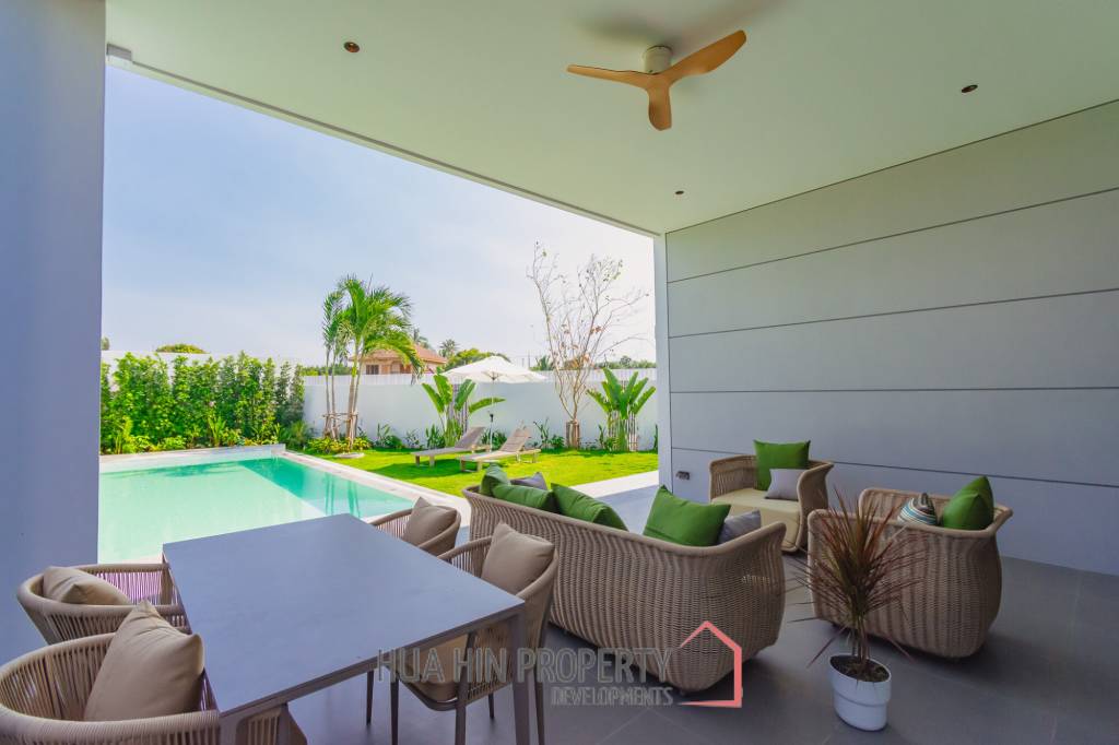 Beautiful modern pool villa in Nong Kae Hua Hin