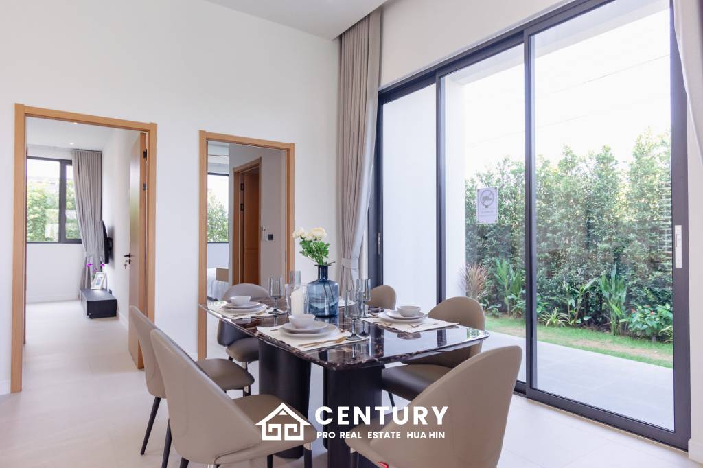 Beautiful modern pool villa in Nong Kae Hua Hin