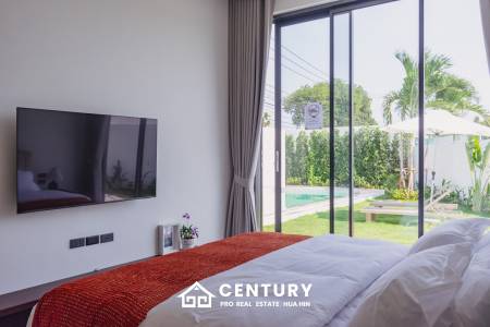 Beautiful modern pool villa in Nong Kae Hua Hin