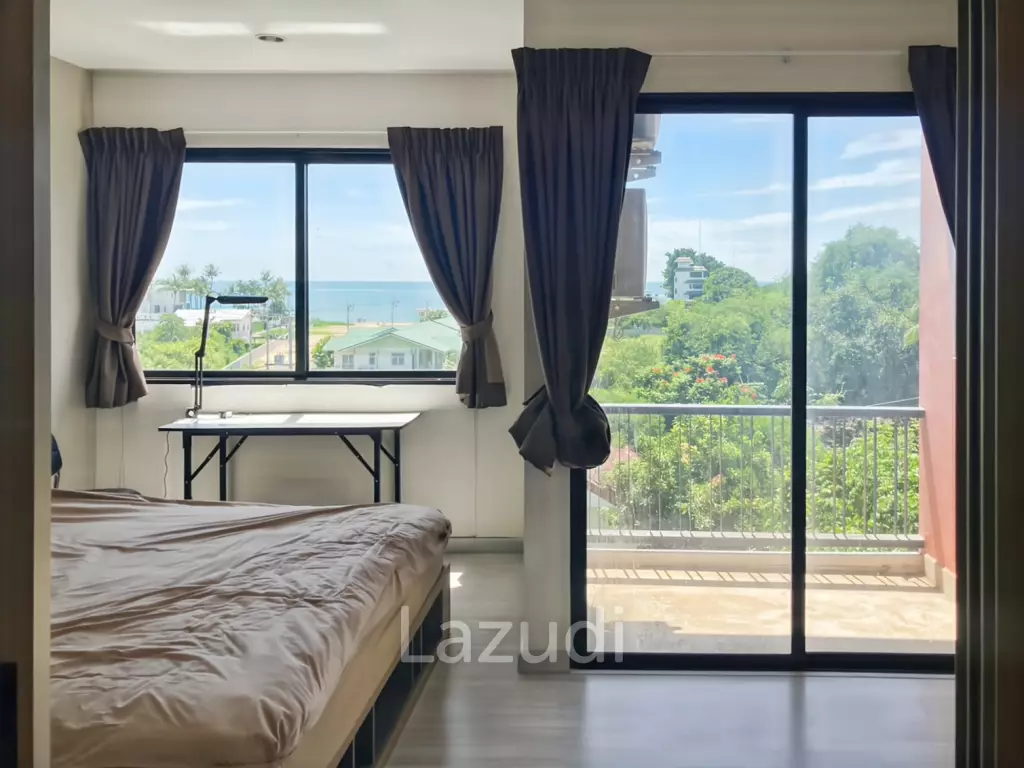 Seaview Modern 1 Bedroom Condo 47 Sqm in Hua Hin