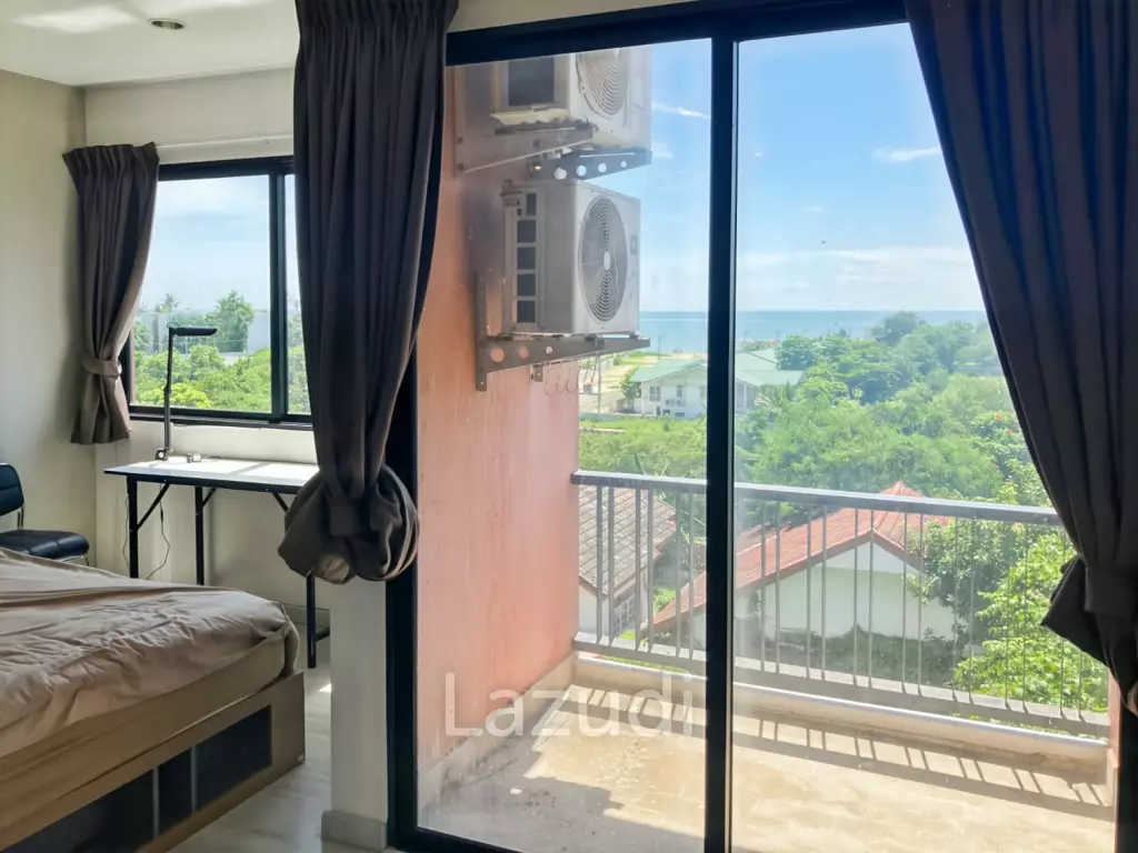 Seaview Modern 1 Bedroom Condo 47 Sqm in Hua Hin