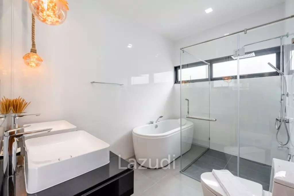 Absolutely stunning new modern pool villa in Ao Nang Krabi