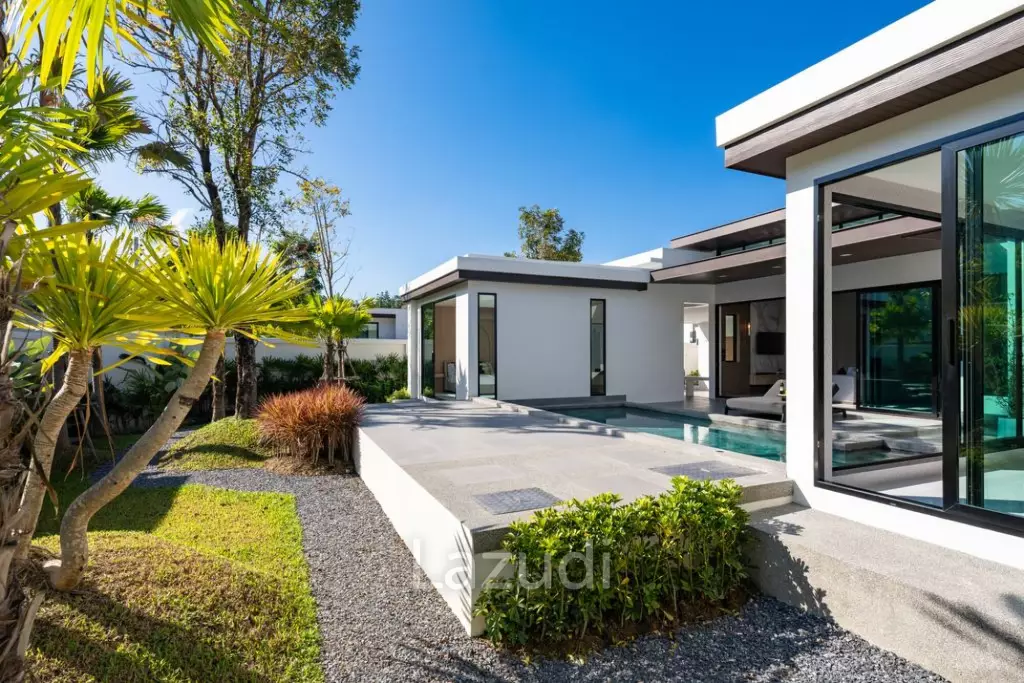 Absolutely stunning new modern pool villa in Ao Nang Krabi