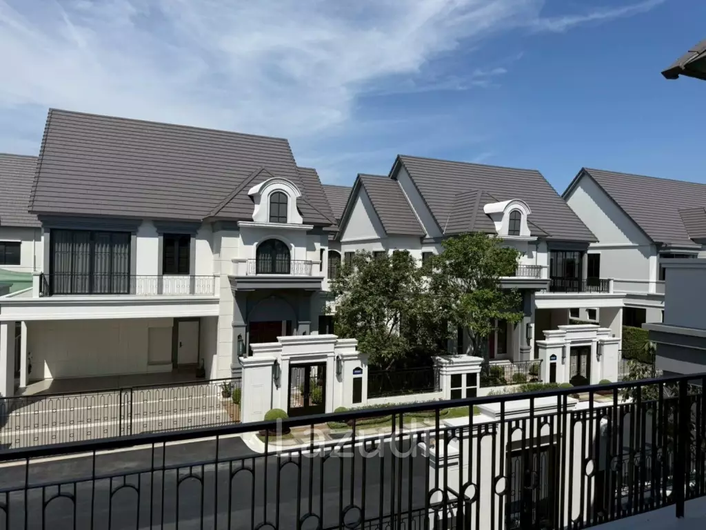 378 sqm luxury detached house in NARASIRI Phahol - Watcharapol Bang Khen