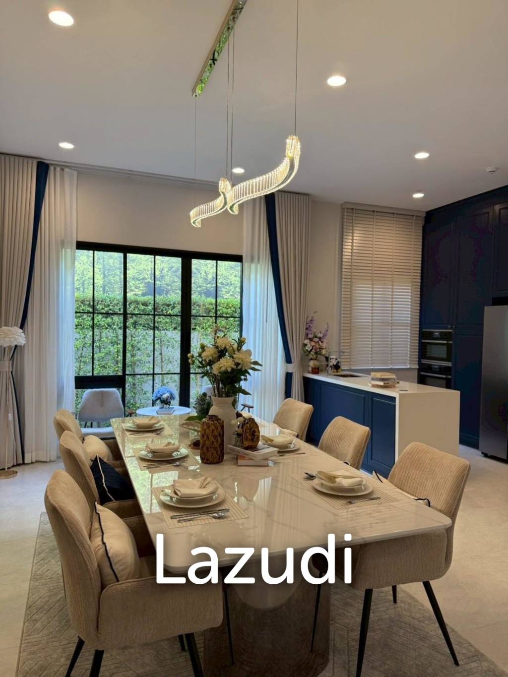 378 sqm luxury detached house in NARASIRI Phahol - Watcharapol Bang Khen