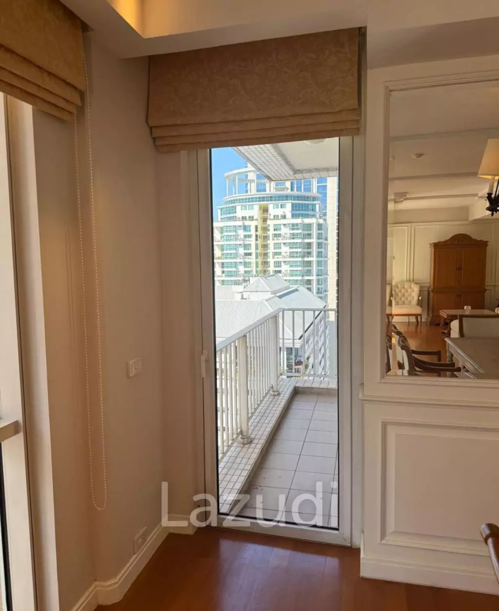 161 sqm High-Floor 2-Bed Condo at Langsuan Ville Lumpini Bangkok