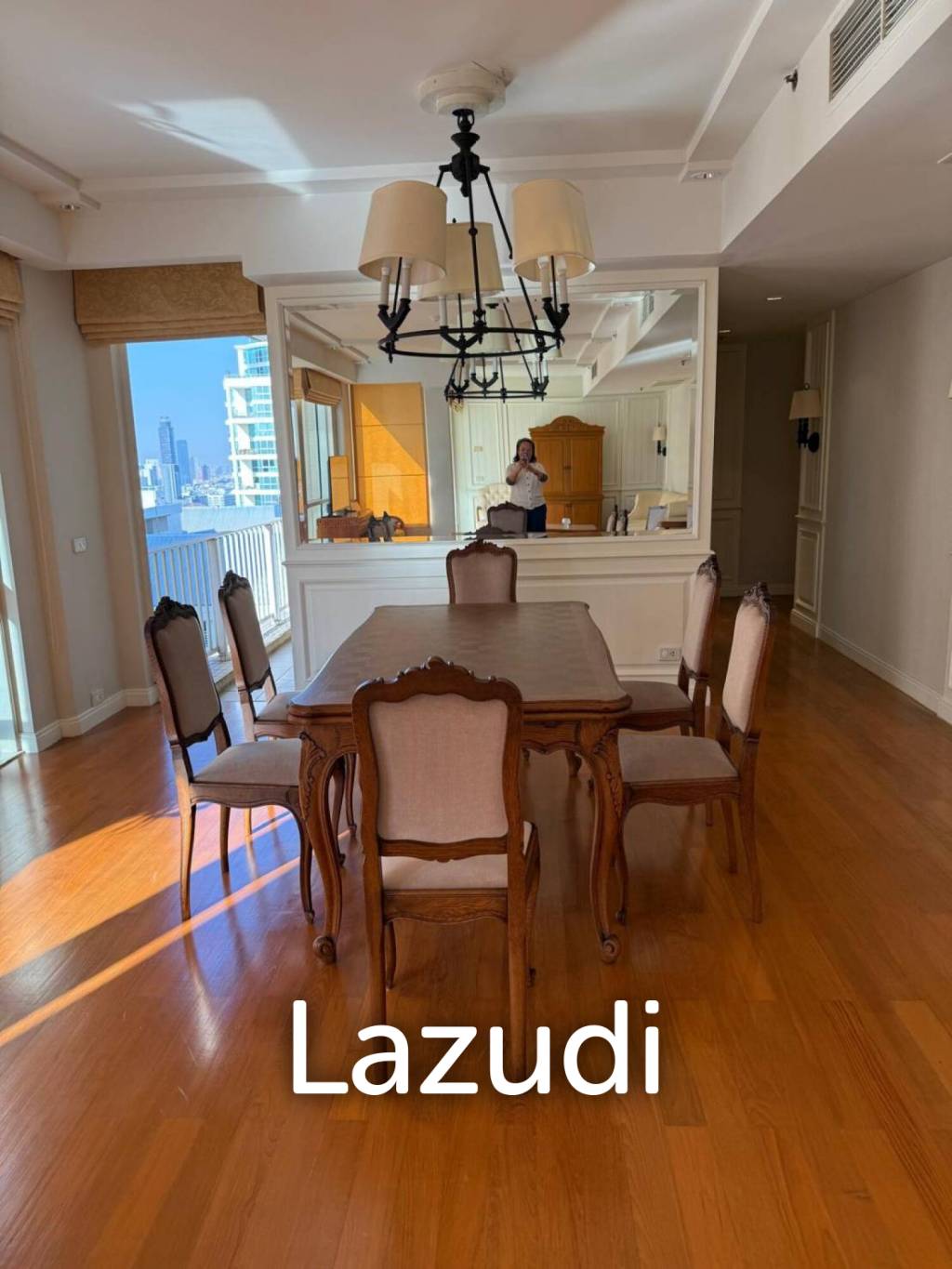 161 sqm High-Floor 2-Bed Condo at Langsuan Ville Lumpini Bangkok