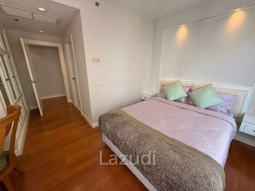 161 sqm High-Floor 2-Bed Condo at Langsuan Ville Lumpini Bangkok