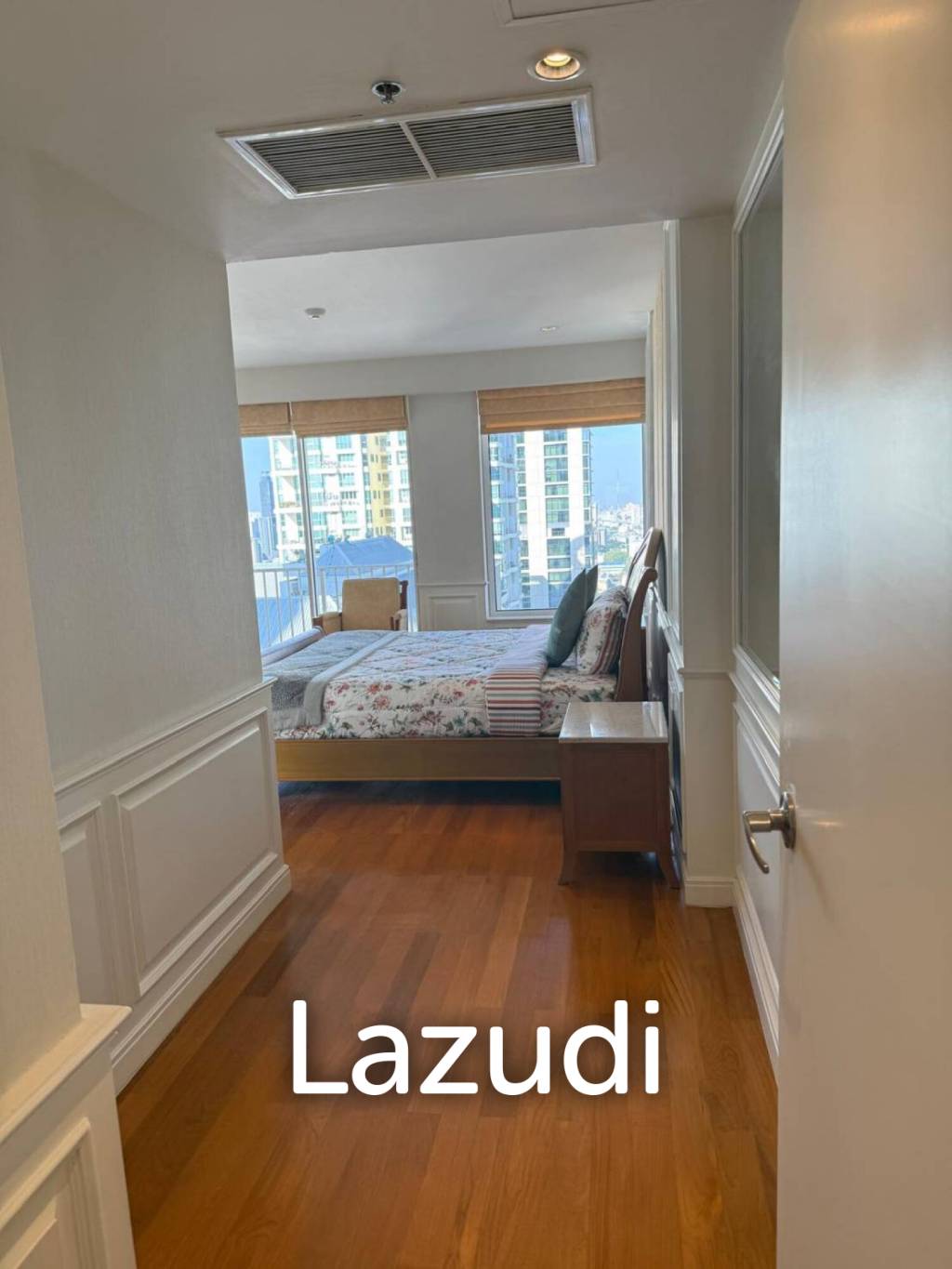 161 sqm High-Floor 2-Bed Condo at Langsuan Ville Lumpini Bangkok