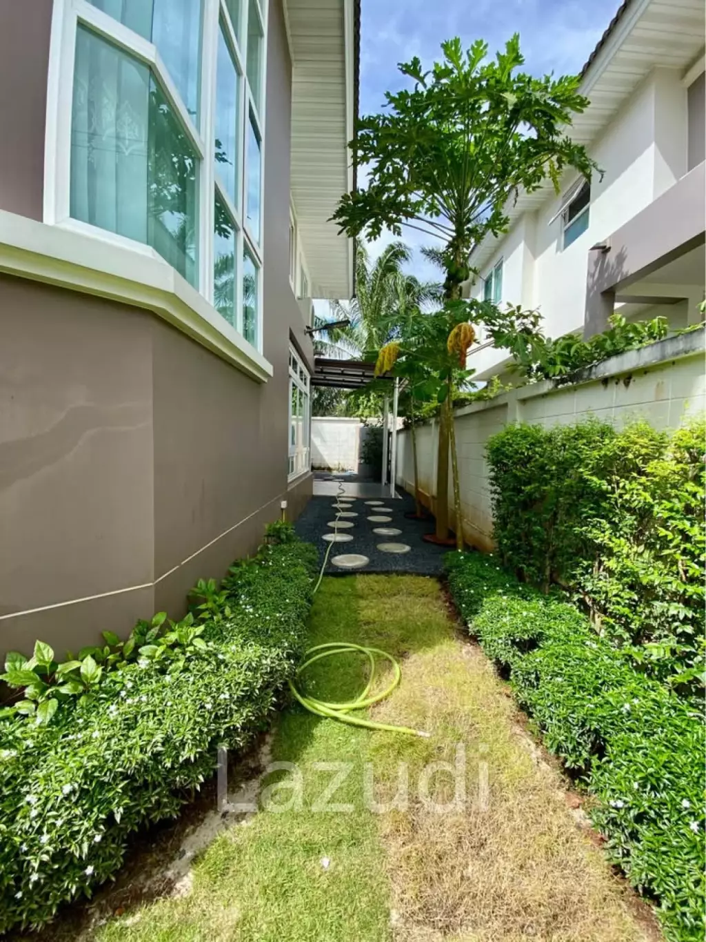 230 sqm Modern 5 Bedroom Detached Home in Thep Krasatti Thalang Phuket
