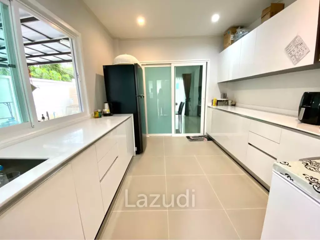 230 sqm Modern 5 Bedroom Detached Home in Thep Krasatti Thalang Phuket
