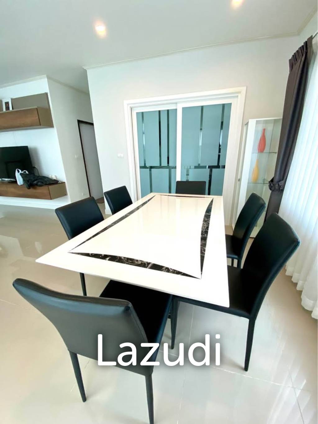 230 sqm Modern 5 Bedroom Detached Home in Thep Krasatti Thalang Phuket