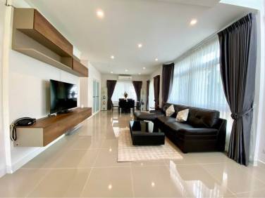 230 sqm Modern 5 Bedroom Detached Home in Thep Krasatti Thalang Phuket