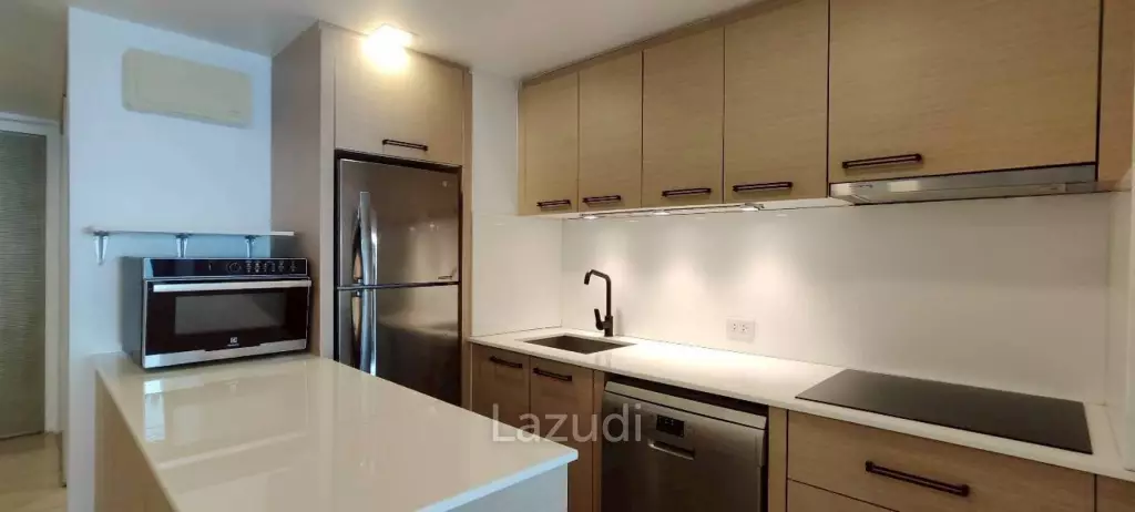 2 Bedroom 1 Bathroom 82.5 SQ.M. Water's Edge