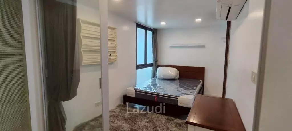 2 Bedroom 1 Bathroom 82.5 SQ.M. Water's Edge