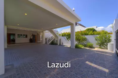 Modern 5 Bedroom Pool Villa(Dog Friendly)