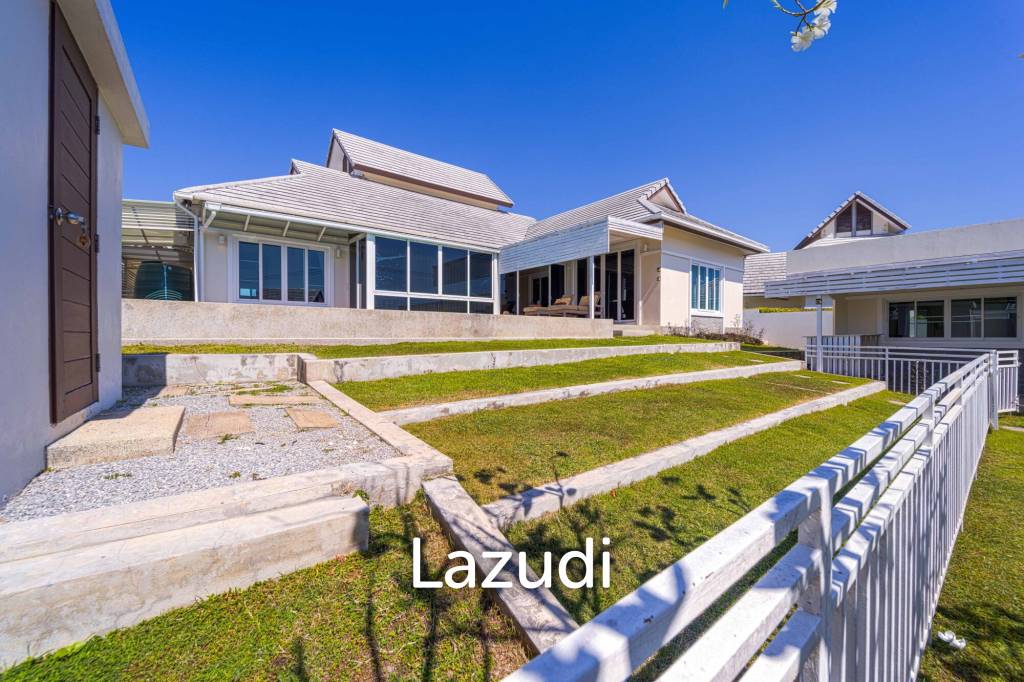 Modern 5 Bedroom Pool Villa(Dog Friendly)
