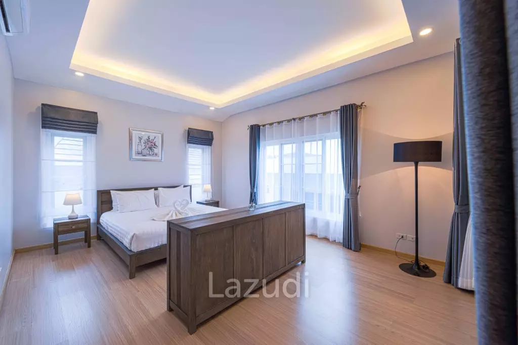 Modern 5 Bedroom Pool Villa(Dog Friendly)