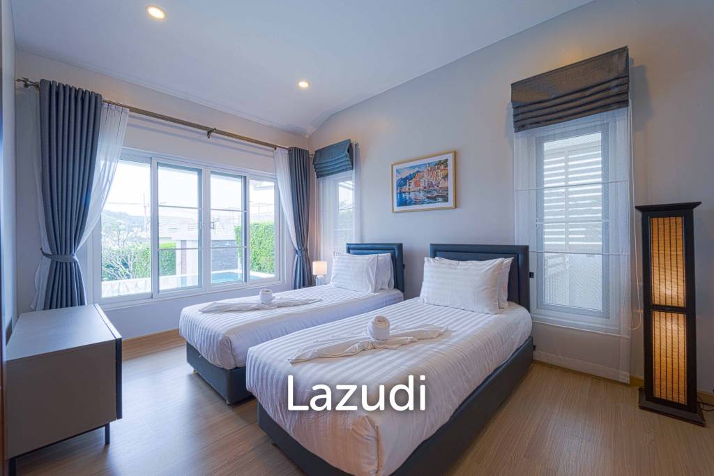 Modern 5 Bedroom Pool Villa(Dog Friendly)
