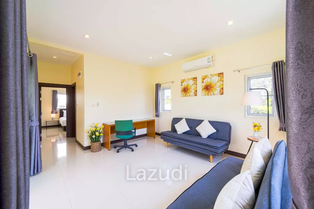 Modern 5 Bedroom Pool Villa(Dog Friendly)