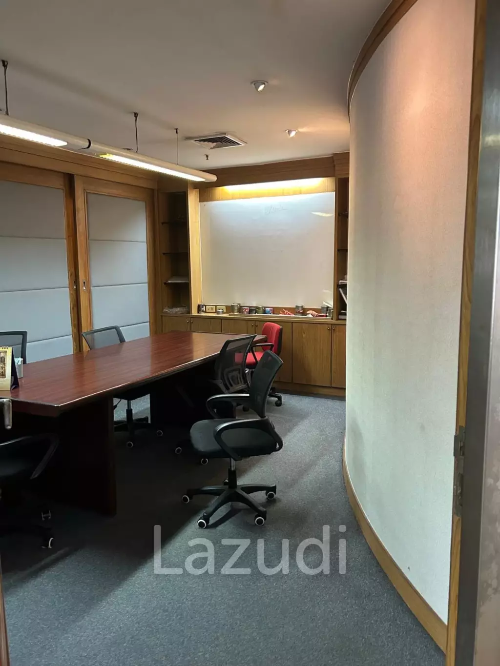283 sqm office in Ocean Tower 2 Khlong Toei Nuea Bangkok