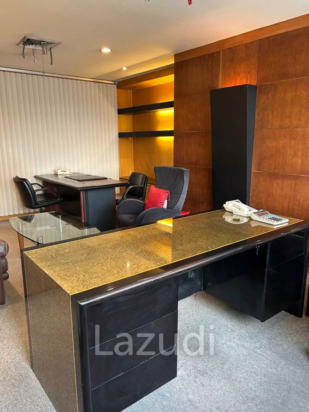283 sqm office in Ocean Tower 2 Khlong Toei Nuea Bangkok