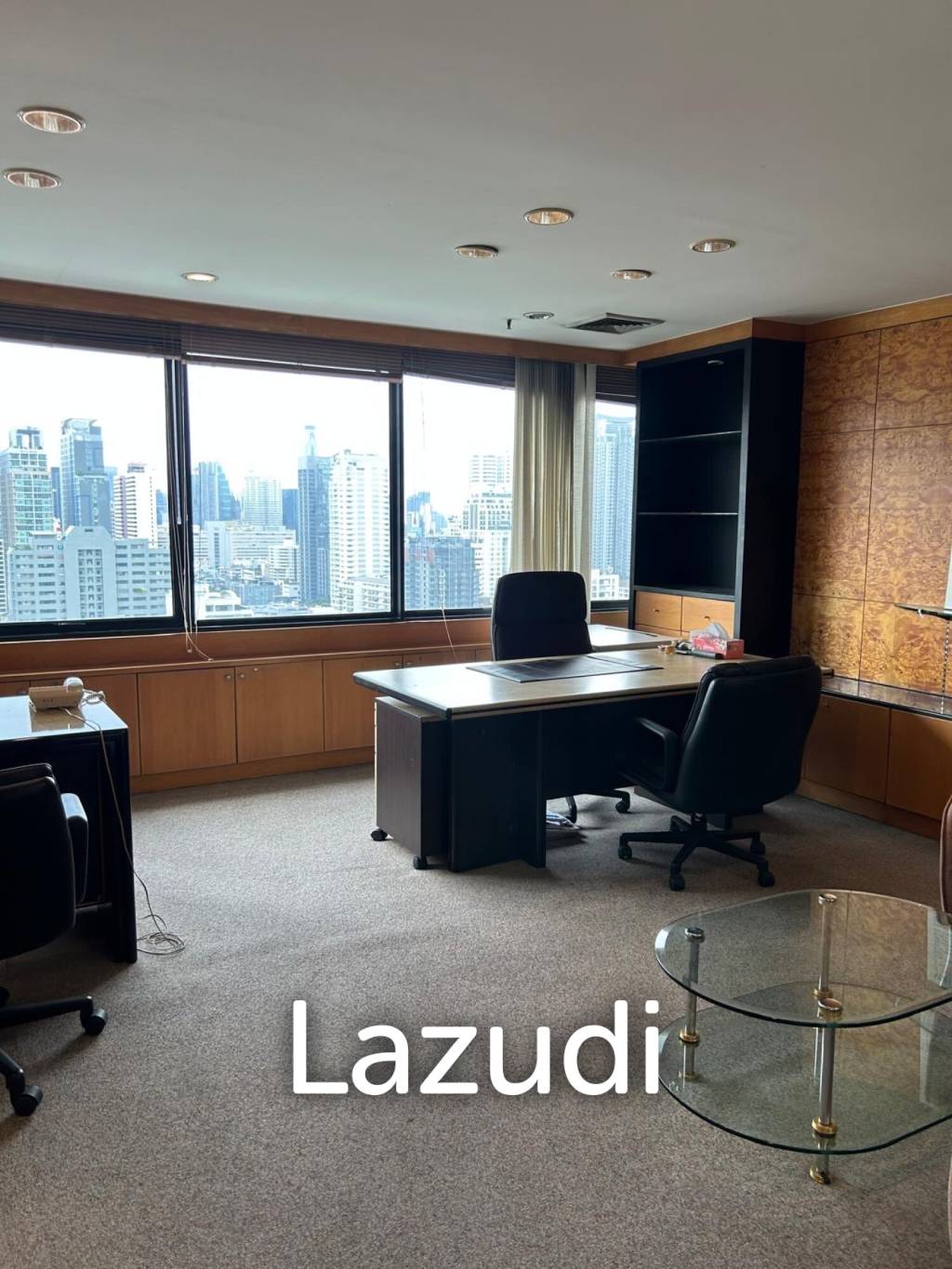 283 sqm office in Ocean Tower 2 Khlong Toei Nuea Bangkok