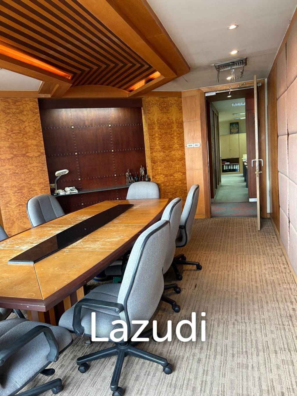 283 sqm office in Ocean Tower 2 Khlong Toei Nuea Bangkok