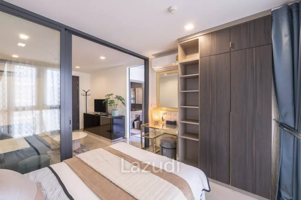 32 sqm 1 Bedroom Condo on High Floor at The BASE Garden Rama 9 Suan Luang Bangkok
