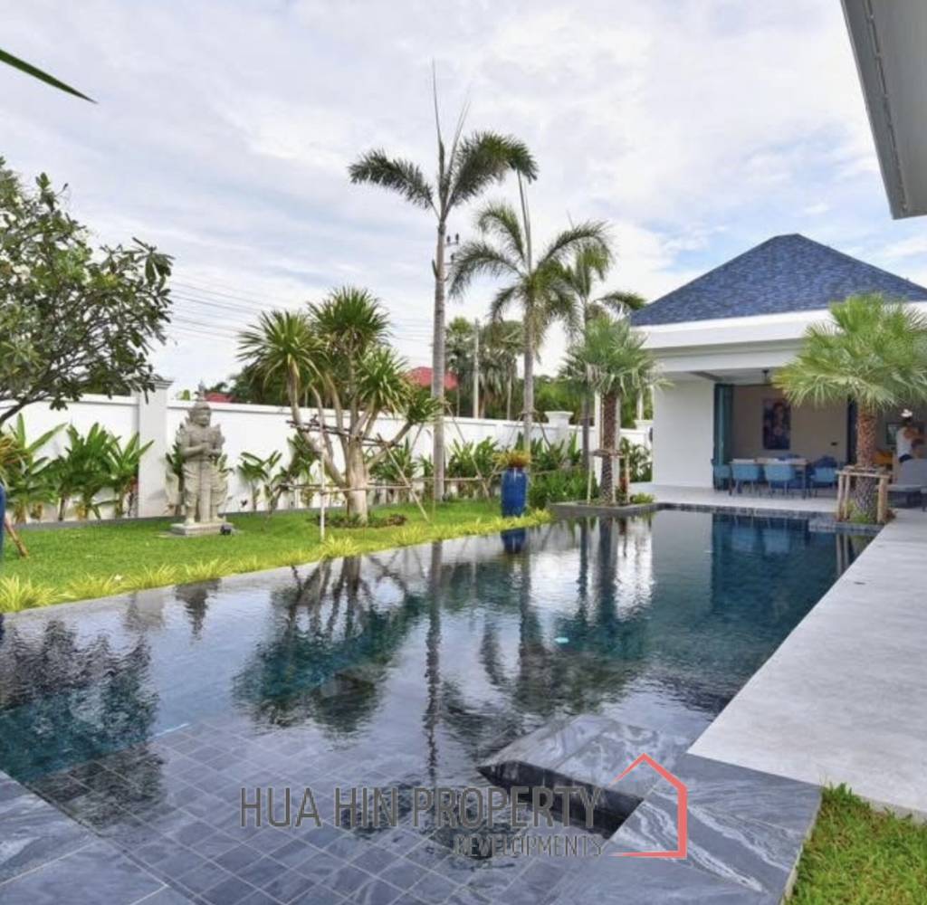 POOL VILLA IN WANG PONG NEAR MODA MELODY  :3 bed pool villa