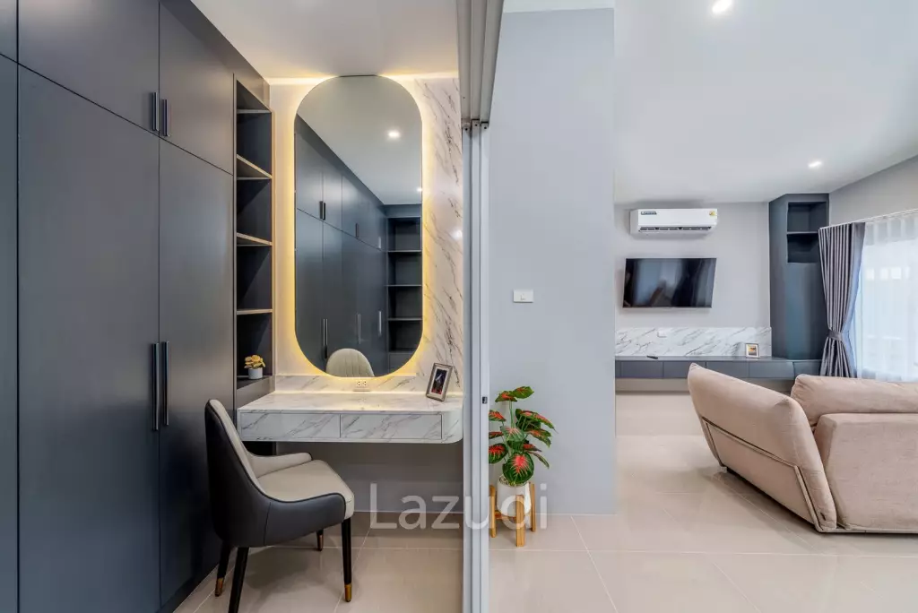 6 Bedroom 5 Bathroom 270 SQ.M. House In Pong