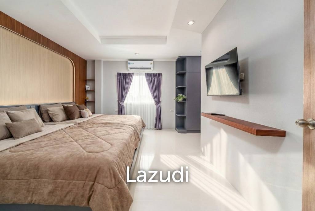 6 Bedroom 5 Bathroom 270 SQ.M. House In Pong