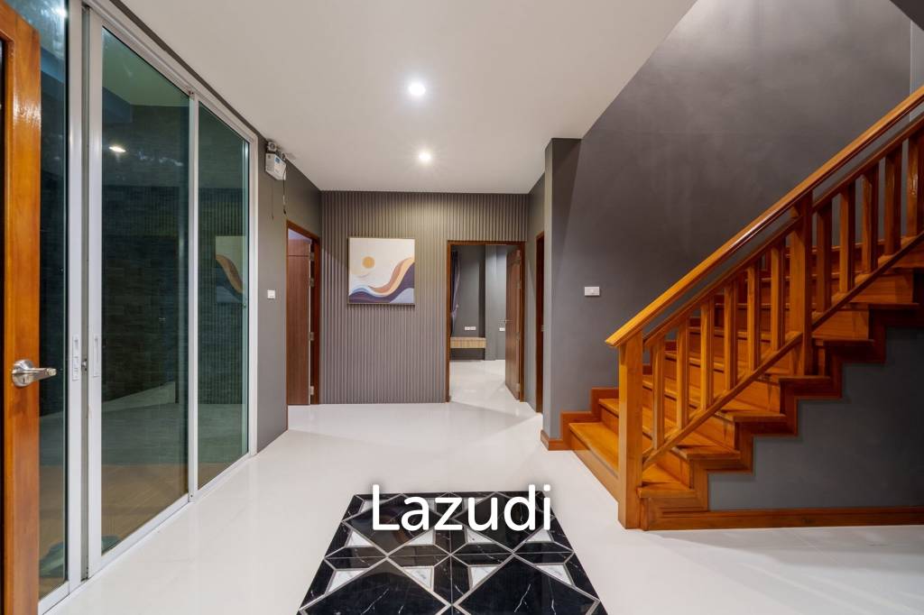 6 Bedroom 5 Bathroom 270 SQ.M. House In Pong