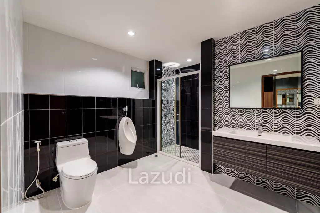 6 Bedroom 5 Bathroom 270 SQ.M. House In Pong