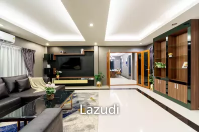 6 Bedroom 5 Bathroom 270 SQ.M. House In Pong