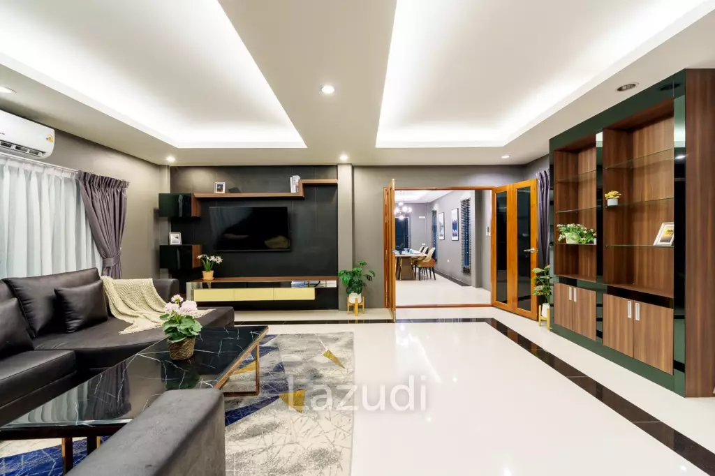 6 Bedroom 5 Bathroom 270 SQ.M. House In Pong