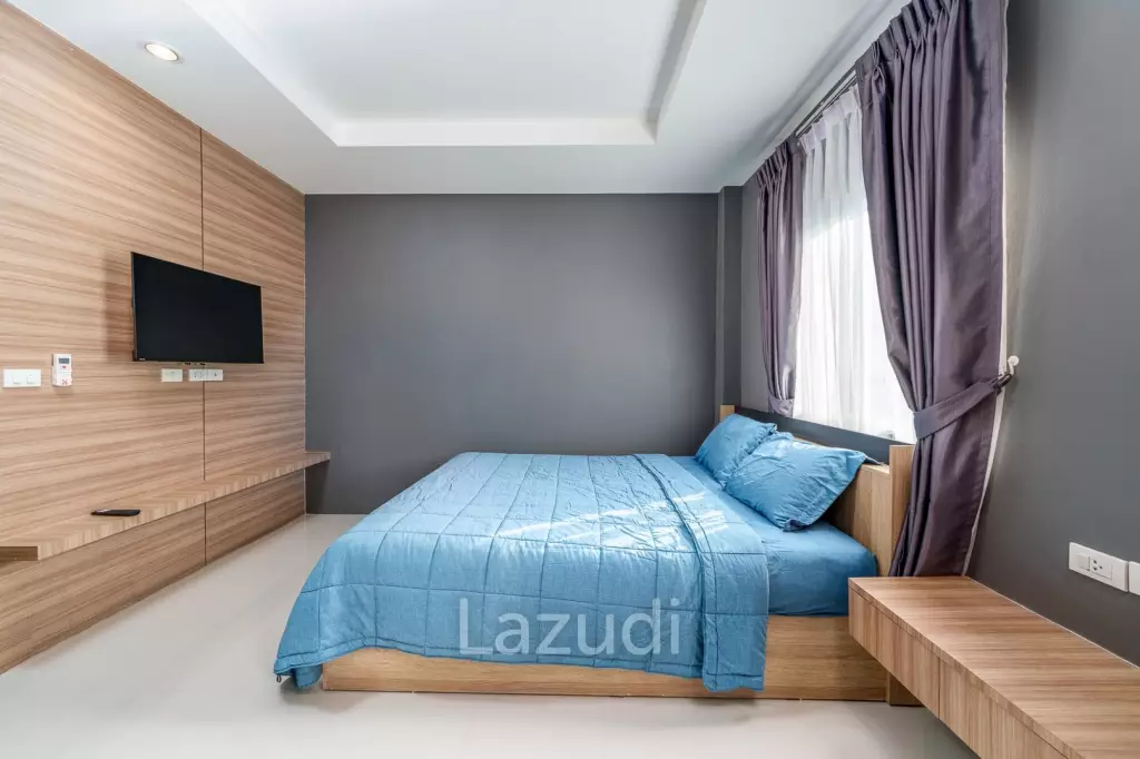 6 Bedroom 5 Bathroom 270 SQ.M. House In Pong