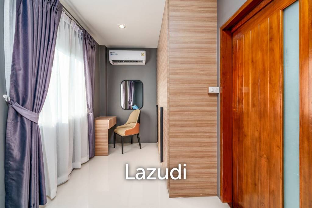 6 Bedroom 5 Bathroom 270 SQ.M. House In Pong