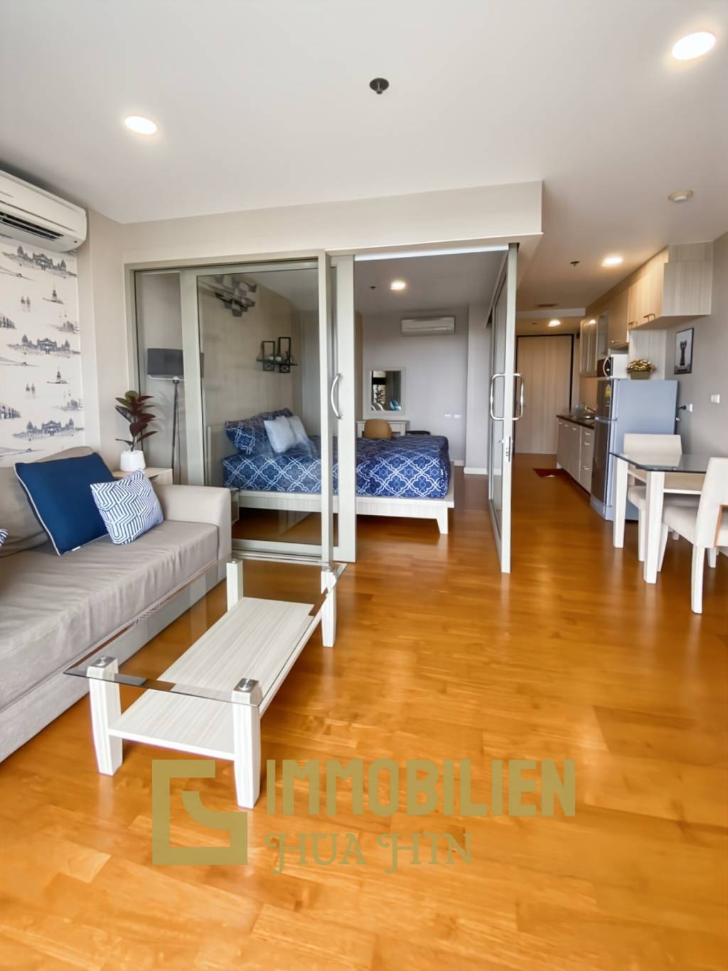 คอนโดหรู 42.4 ตร.ม. ชั้น5 ติดชายหาด ชะอำ พร้อมเฟอร์ครบ