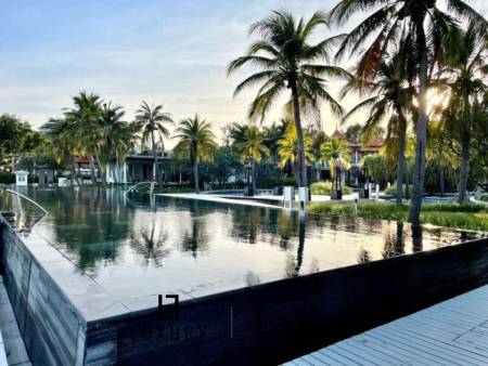 42 sqm Sea-View 1-Bed Condo at Boathouse Hua Hin Cha-Am
