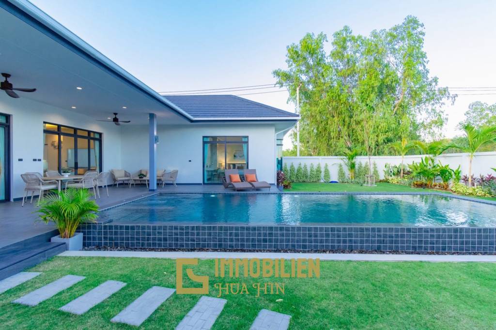 วิลล่าใหม่พร้อมอยู่ 3 ห้องนอนพร้อมสระว่ายน้ำส่วนตัว บนที่ดิน 604 ตร.ม.