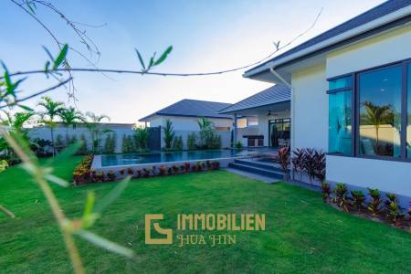 วิลล่าใหม่พร้อมอยู่ 3 ห้องนอนพร้อมสระว่ายน้ำส่วนตัว บนที่ดิน 604 ตร.ม.