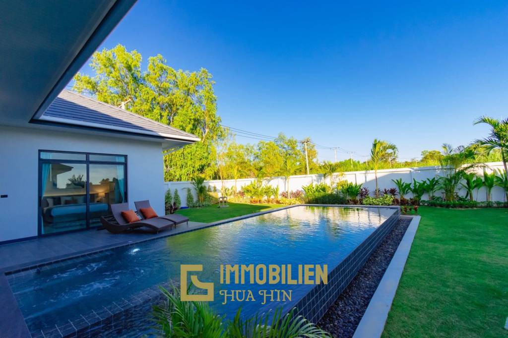 วิลล่าใหม่พร้อมอยู่ 3 ห้องนอนพร้อมสระว่ายน้ำส่วนตัว บนที่ดิน 604 ตร.ม.