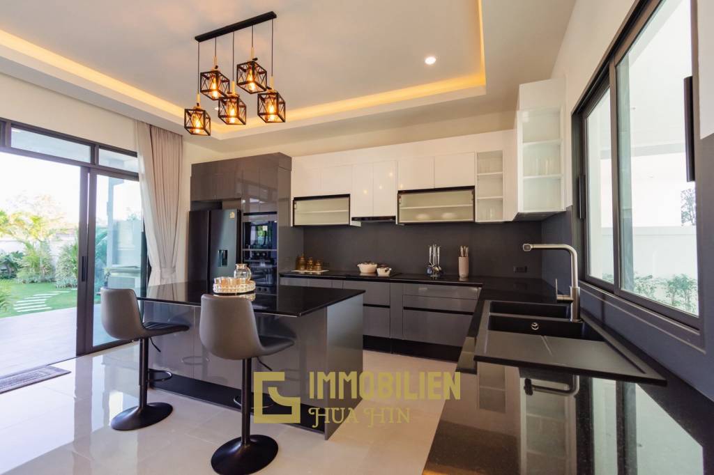 วิลล่าใหม่พร้อมอยู่ 3 ห้องนอนพร้อมสระว่ายน้ำส่วนตัว บนที่ดิน 604 ตร.ม.