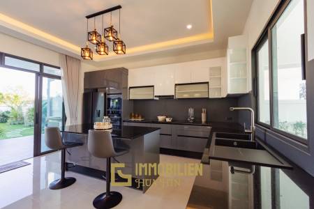 วิลล่าใหม่พร้อมอยู่ 3 ห้องนอนพร้อมสระว่ายน้ำส่วนตัว บนที่ดิน 604 ตร.ม.