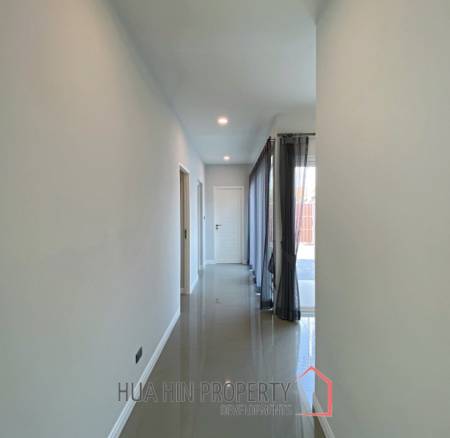 KAYLANA HUA HIN  : 3 bed modern pool villa