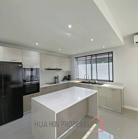 KAYLANA HUA HIN  : 3 bed modern pool villa