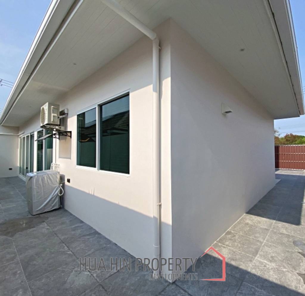 KAYLANA HUA HIN  : 3 bed modern pool villa