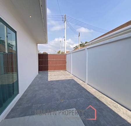 KAYLANA HUA HIN  : 3 bed modern pool villa